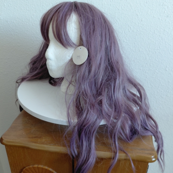 Lavender Wavy Hair Wig - Picture 4 of 8